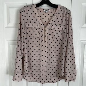 Express Womens Button-Up Shirt Blouse Size Small Beige Pink Polka Dot